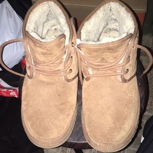 Boy uggs